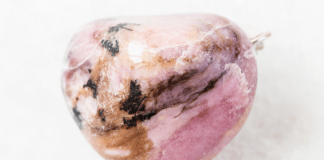 Rodonit (Rhodonite) Rodonit (Rhodonite)