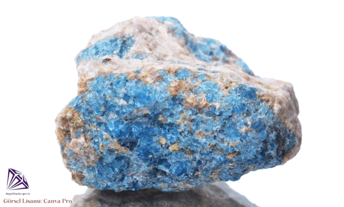 nakauriite